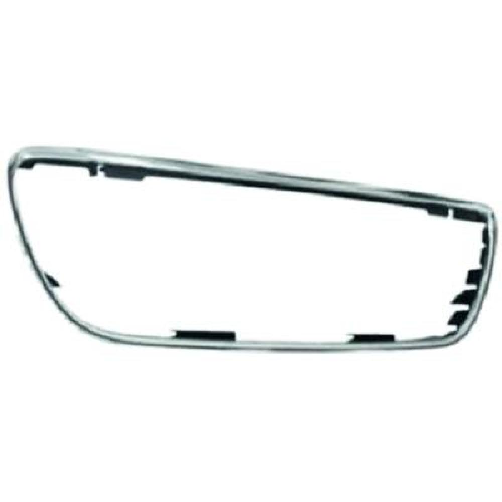 Baguette et bande protectrice, pare-chocs avant Nissan Micra K13 10-13